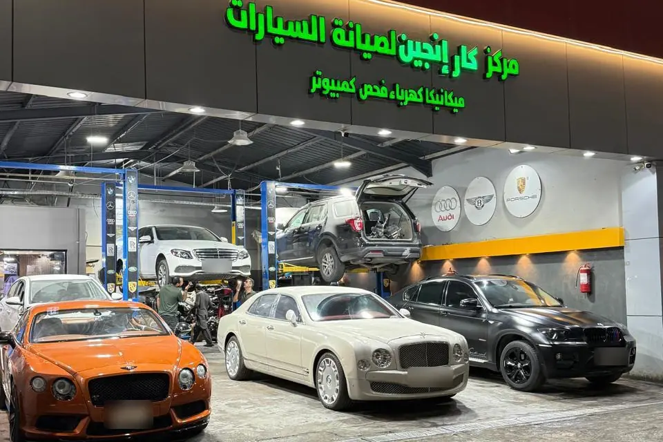 واجهة مركز كار إنجين لصيانة السيارات رقم 52 في صناعية أم الحمام